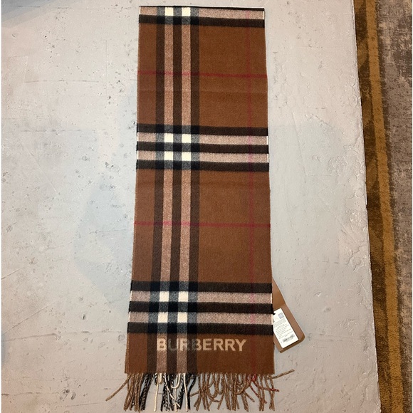 Burberry Cashmere scarf with a double-sided Colors Archive Beige And Birch Brown - Picture 5 of 9